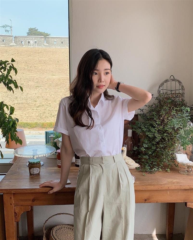 5 kiểu áo sơ mi trẻ trung nhất, nàng ngoài 30 tuổi nên sắm hết-19