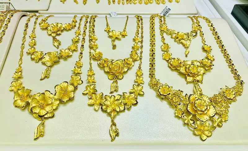 Giá vàng hôm nay 16/6: Âu - Mỹ bất ổn, vàng biến động mạnh-1