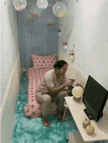 Căn phòng 5m2 ở thành phố phồn hoa hé lộ hiện thực: Con người sống trong cái hộp đang gồng mình để thay đổi số phận-3