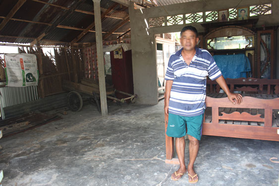 Vén màn dịch vụ quái đản núp bóng quán karaoke: Hoàn cảnh đáng thương của cô gái nhảy lầu-1