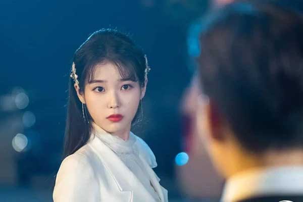 Phụ nữ ngoại tình thích cặp với trai trẻ hay đàn ông lớn tuổi hơn? Câu trả lời sẽ khiến bạn bất ngờ-2
