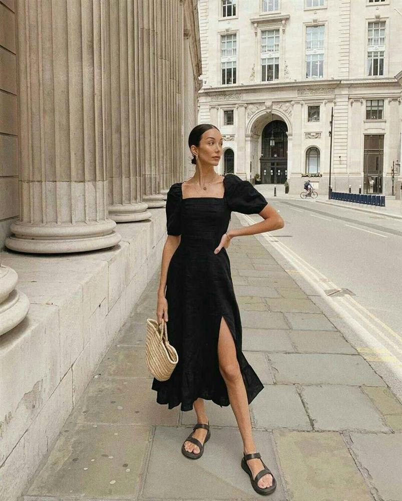 Quý cô người Pháp có đến 8 set đồ siêu mát mẻ và thanh lịch, chị em sắm theo là mặc đẹp nguyên hè-5