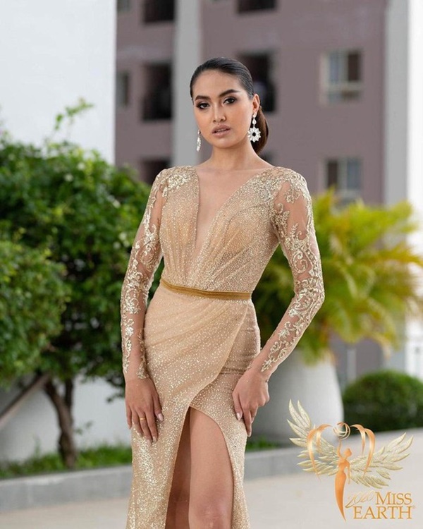 Khoảnh khắc Á hậu 1 hốt hoảng vì tưởng nhầm mình giành giải Hoa hậu Hoàn vũ Campuchia gây sốt-4