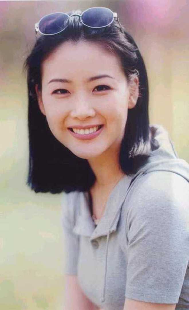 Choi Ji Woo: Nữ hoàng nước mắt châu Á, cô đơn sau cuộc tình với Song Seung Hun và hôn nhân bão tố bên chồng kém tuổi-4
