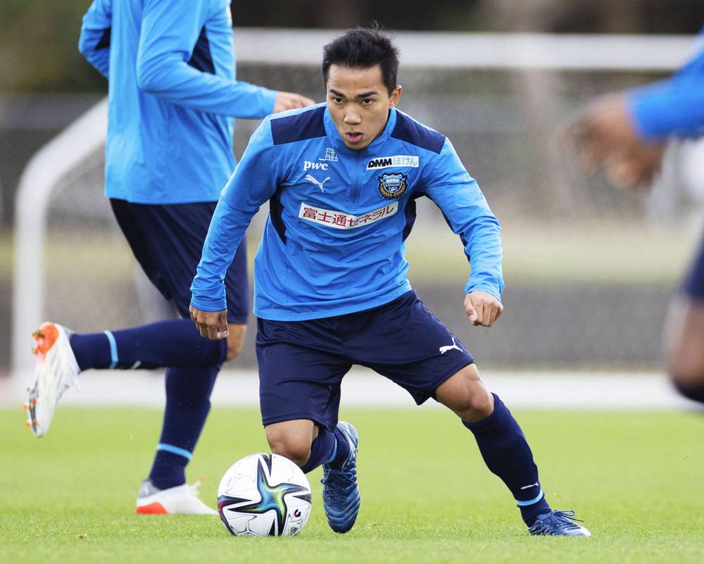 Quang Hải hãy chứng minh cho châu Âu thấy năng lực của bóng đá ĐNÁ-4