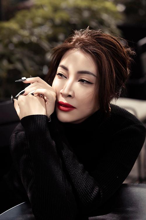 Pha Lê đổ 300 triệu gọt eo, độ mông để tương lai tươi sáng-5