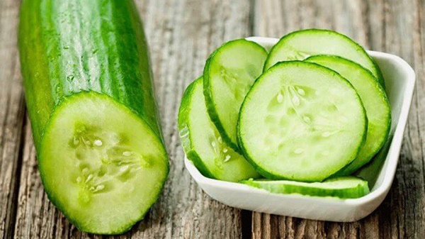 Mỗi ngày một cốc nước ép dưa chuột trộn cùng 2 thứ giúp trắng da, thải mỡ nhanh-1