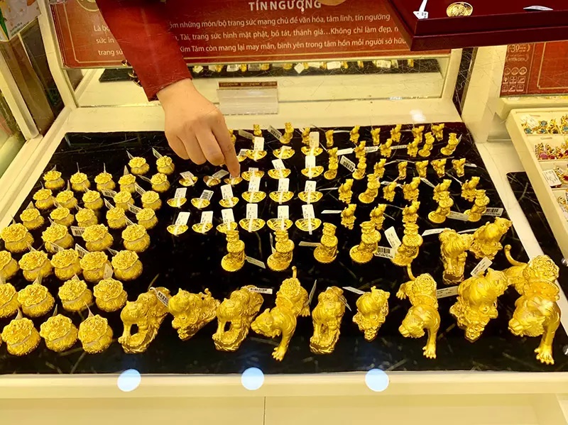 Giá vàng hôm nay 18/6: Vàng tăng giá theo đà lạm phát-1