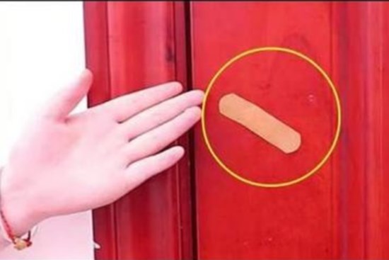 Trời nóng, đặt băng agau trước cửa đi vào, rất hữu ích, giải quyết rắc rối ngay tại nhà, hãy học nhanh