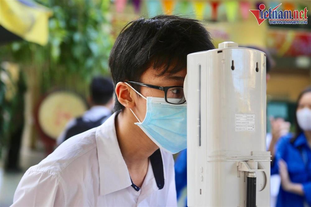 Học sinh Hà Nội thi lớp 10 dưới áp lực ‘tỉ lệ chọi cao chưa từng thấy’-1