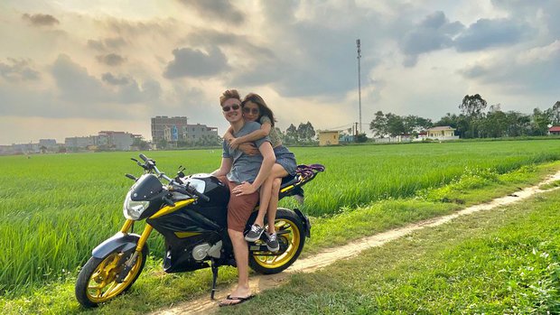 Anh Tây balo và đêm lụt nhớ đời ở Hà Nội: Mất 1,5 triệu sửa xe, dắt bộ 1 tiếng mới đến nhà-7