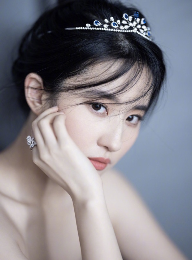 Nghi vấn thần tiên tỷ tỷ” Lưu Diệc Phi làm giả bằng cấp ở Học viện Điện ảnh Bắc Kinh-1