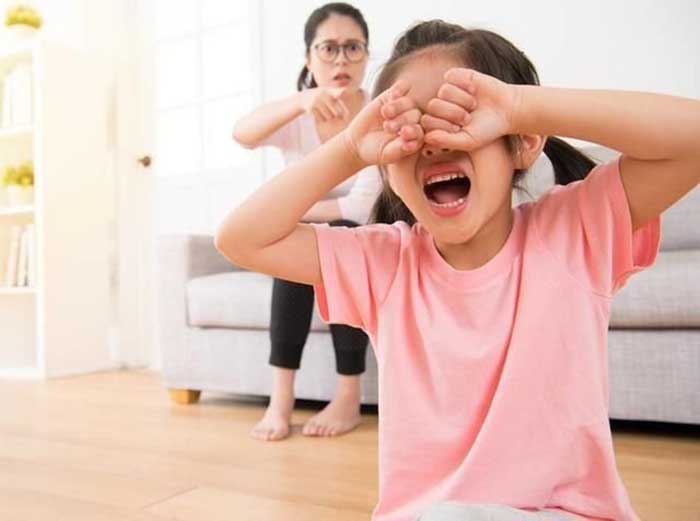 Bố mẹ sẽ hối hận khi biết con phải chịu đựng những gì khi thường xuyên nghe sự la mắng, trách phạt-1