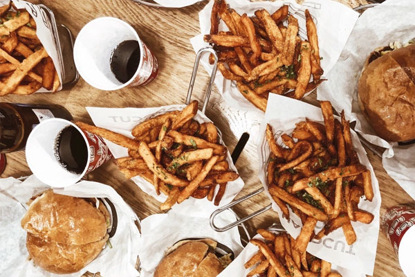 Ngày 18/6, thêm 699 ca mắc COVID-19 mới-2