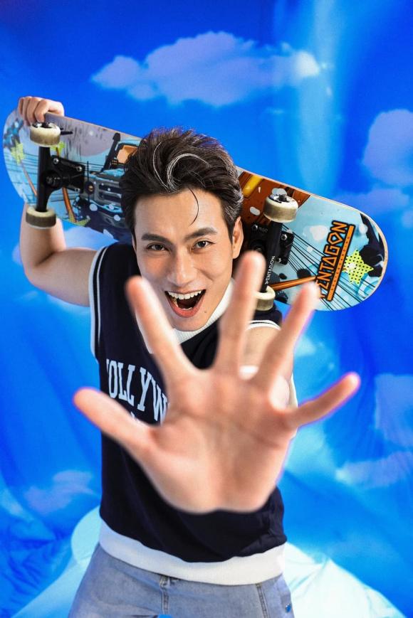 Thấy Kiều Minh Tuấn khoe ảnh thăng hạng nhan sắc sau chia tay, Cát Phượng để lại bình luận nghe mà thương-7