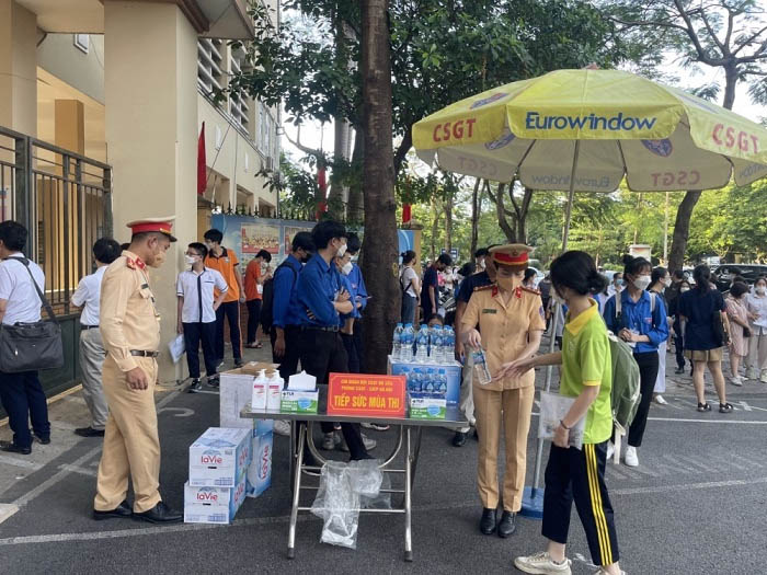 Đảm bảo giao thông thông suốt tại các điểm thi tuyển sinh vào lớp 10 THPT-2