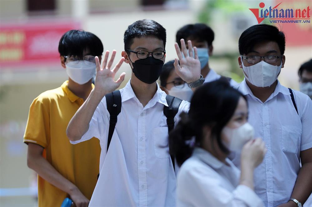 Đề tiếng Anh vào lớp 10 vừa sức, học sinh khá giỏi dễ dàng đạt 8-10 điểm-2