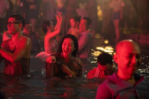 Tiệc nhảy đầm của Minh Hằng sau đám cưới: Trấn Thành lên đồ mát mẻ, Khả Như và Diệu Nhi tả tơi-8