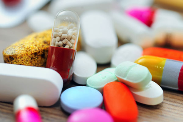 Người đàn ông bị sốc phản vệ nặng do tự ý dùng thuốc kháng sinh tại nhà-1