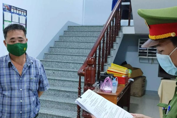 Đại gia, trùm buôn lậu và nguyên cán bộ công an bị bắt vì rửa tiền-1