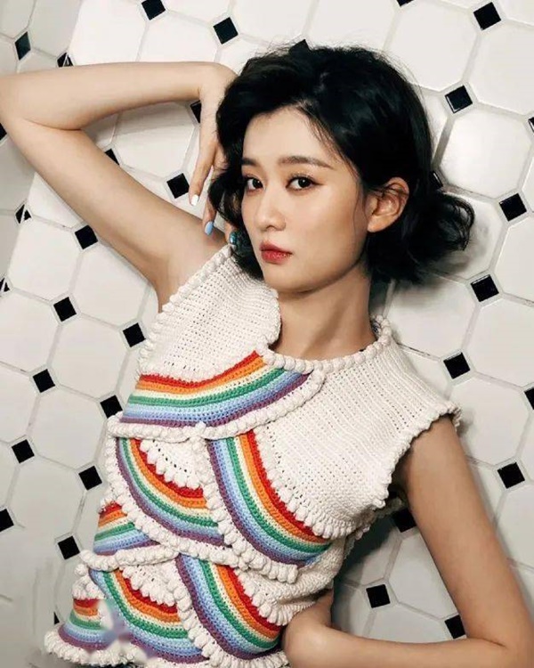 5 kiểu tóc ngắn phù hợp từng dáng khuôn mặt, tôn lên nhan sắc của chị em-13