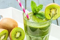 Được coi là loại quả 'nhỏ mà có võ', nhưng khi ăn kiwi cần tuyệt đối nhớ 2 điều để tránh hại thân