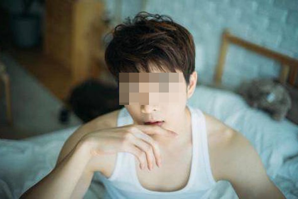 4 dấu hiệu bên ngoài tiết lộ một người đàn ông thận yếu, có thể khó làm bố-1