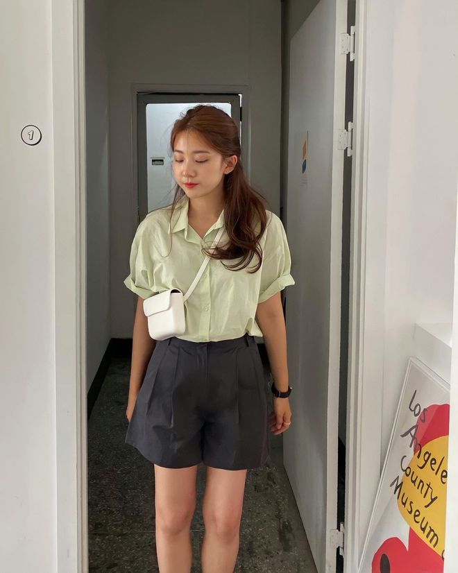 4 kiểu áo sơ mi chị em nên sắm: Vừa trẻ trung lại siêu thanh lịch, diện đi làm là sang xịn phải biết-3