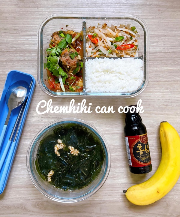 Vợ đảm 9x vào bếp nấu cơm hộp mỗi ngày, mở ra ông xã chỉ muốn ăn ngay lập tức-9