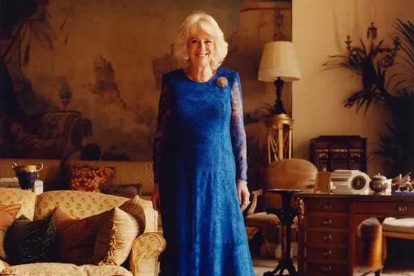 Tiết lộ cuộc gặp riêng tư thân mật giữa vợ chồng Thái tử Charles với hai con nhà Meghan Markle-4