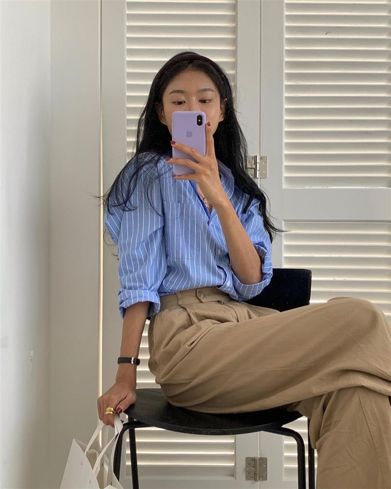 Mặc gì đi làm ngày nóng đỉnh điểm? Nàng công sở hãy áp dụng 5 công thức nhẹ mát này-19