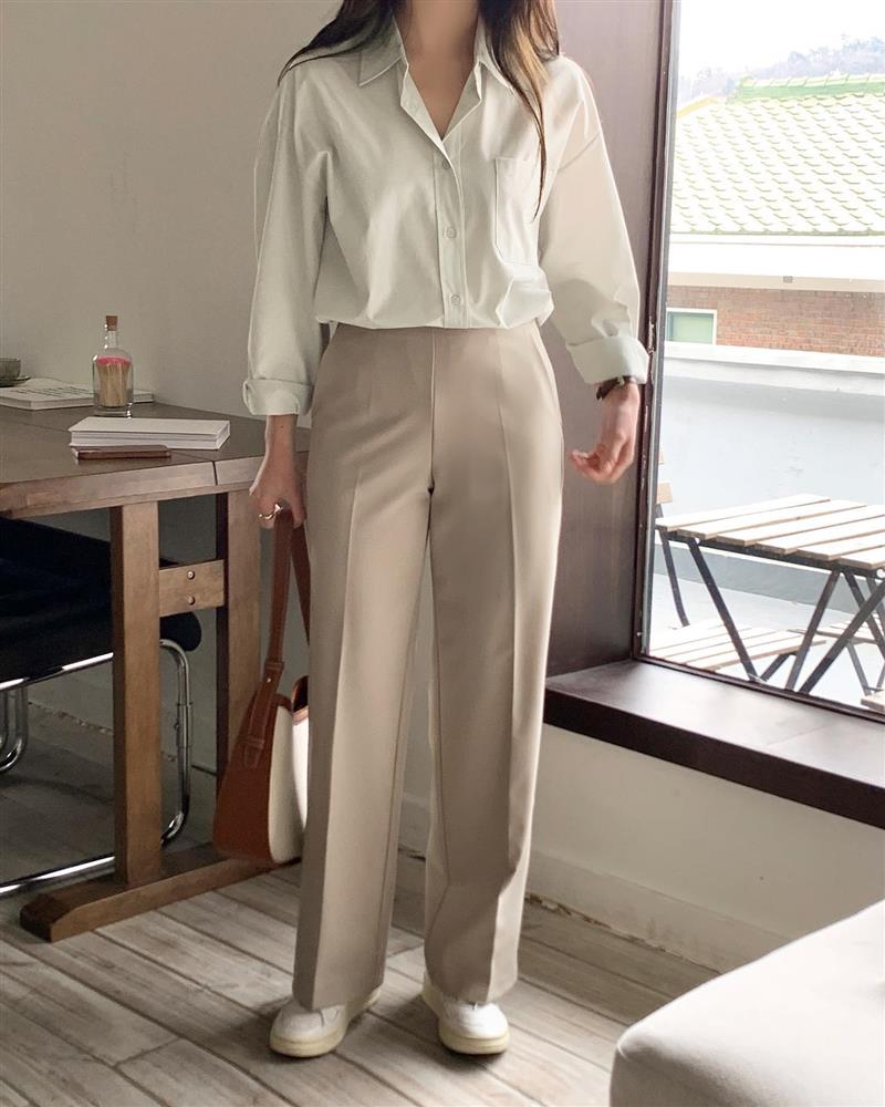 Mặc gì đi làm ngày nóng đỉnh điểm? Nàng công sở hãy áp dụng 5 công thức nhẹ mát này-22