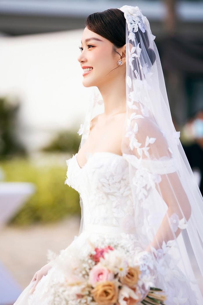 Hậu hôn lễ, Minh Hằng trải lòng về giai đoạn đầu của cuộc hôn nhân: Xúc động, bồi hồi và dâng trào-1