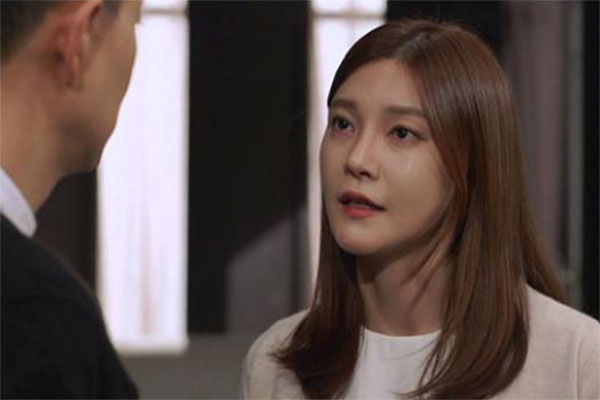 Người chồng chỉ còn nhớ vợ sau cơn đột quỵ và quá trình hồi phục nhờ tình yêu-2