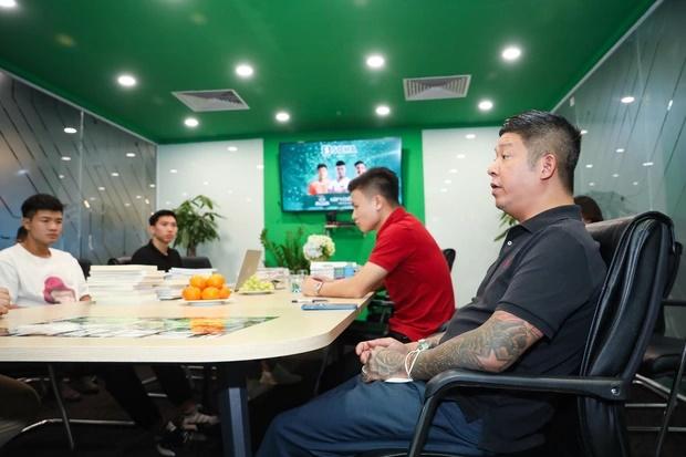 Hạ cánh ở Pháp, có 2 điều giúp Quang Hải vượt dớp đen Công Phượng-4