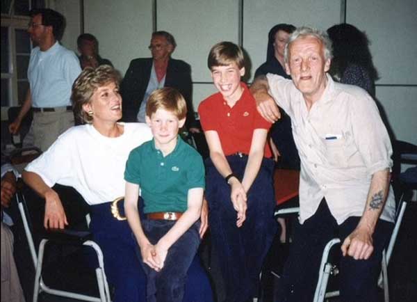 Hoàng tử William tiết lộ về dự định tương lai cho 3 đứa trẻ, đi theo con đường của Công nương Diana-3