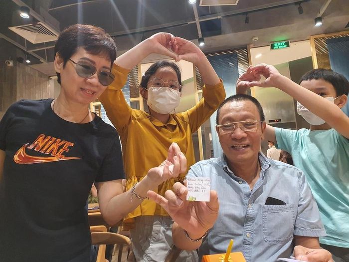 Tuổi 65 của MC Lại Văn Sâm: Sống bình yên, đầm ấm bên gia đình trong căn nhà rộng 40m2-7