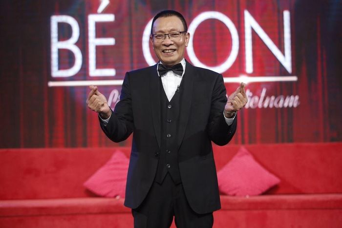 Tuổi 65 của MC Lại Văn Sâm: Sống bình yên, đầm ấm bên gia đình trong căn nhà rộng 40m2-1