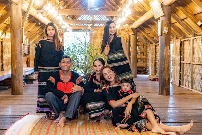 Cơ ngơi nhà bố mẹ 3 Hoa hậu Hoàn vũ Việt Nam: Bên giản dị, bên gây choáng ngợp về độ khủng-7