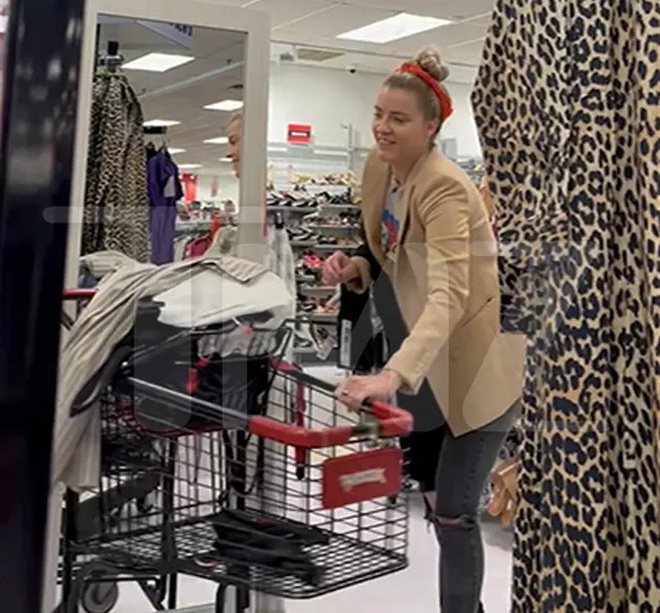 Trước tiêu xài xa hoa, Amber Heard giờ phải đi săn đồ giảm giá vì thua kiện Johnny Depp hơn 240 tỷ đồng-4