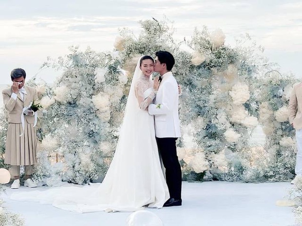 Cuộc sống chuẩn vợ chồng son của Ngô Thanh Vân và Huy Trần 1 tháng sau đám cưới-10