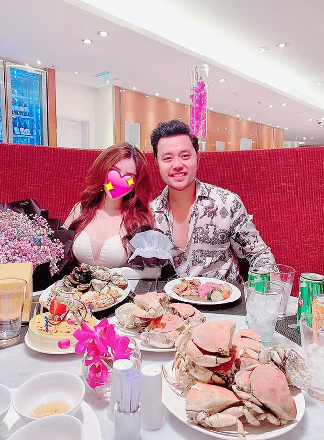 Tò mò căn nhà của Vũ Hoàng Việt sau khi từ bỏ showbiz và chia tay người tình hơn 32 tuổi-3