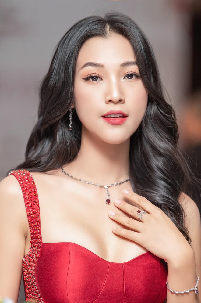 Những cuộc chia tay ồn ào của sao Vbiz nửa đầu năm 2022-9