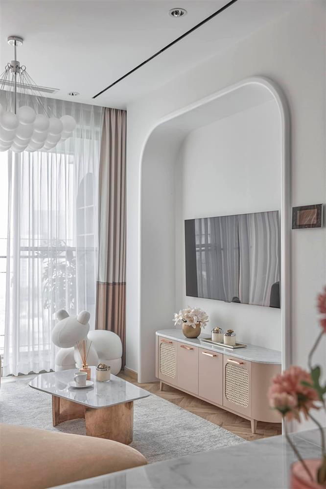 Căn hộ tông hồng ánh kim lạ mắt, riêng tiền làm nội thất đã hơn 2 tỷ đồng-10