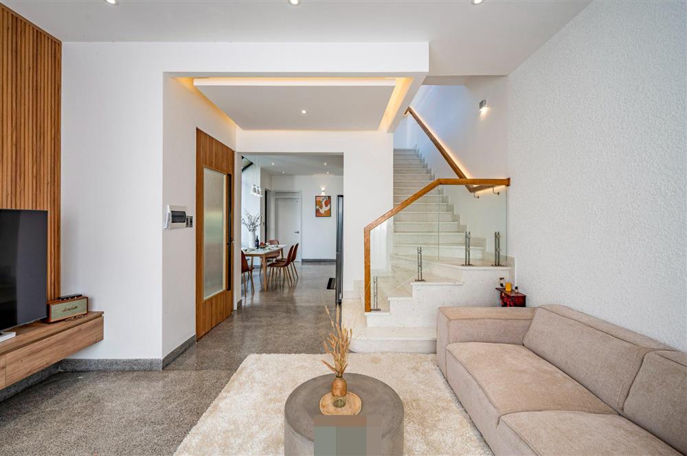 Tổ ấm của gia đình 3 thế hệ với không gian xanh và mảng tường gạch nung hoài cổ-16