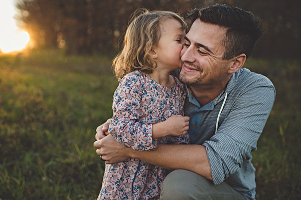 3 kiểu dạy dỗ sai lầm của cha mẹ kém cỏi: Con thông minh đến mấy cũng thui chột tài năng!-3