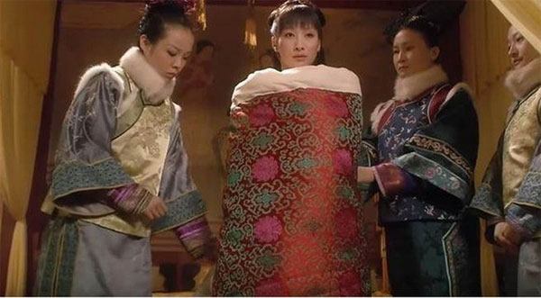 Vì sao sau khi thị tẩm xong, Phi tần không được ở lại qua đêm cùng Hoàng đế?-1