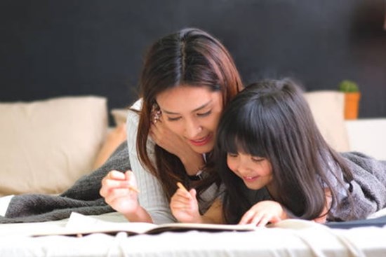 5 đứa trẻ được 5 bà mẹ NÓI CHUYỆN khác nhau quyết định cuộc đời khác nhau: Nếu thuộc 3 kiểu sau thì xin chúc mừng, con bạn sẽ rất triển vọng