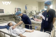 Quên tiêm vaccine nhắc lại, trẻ bị liệt tứ chi do di chứng viêm não Nhật Bản