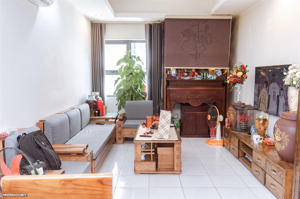 Hé lộ không gian sống của cầu thủ lội ngược dòng còng lưng trả nợ cùng bố mẹ-6